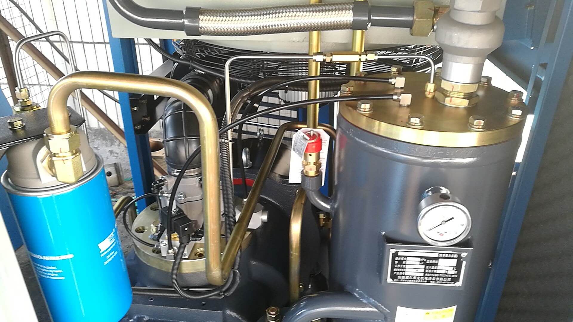 永磁變頻螺桿空壓機(jī)